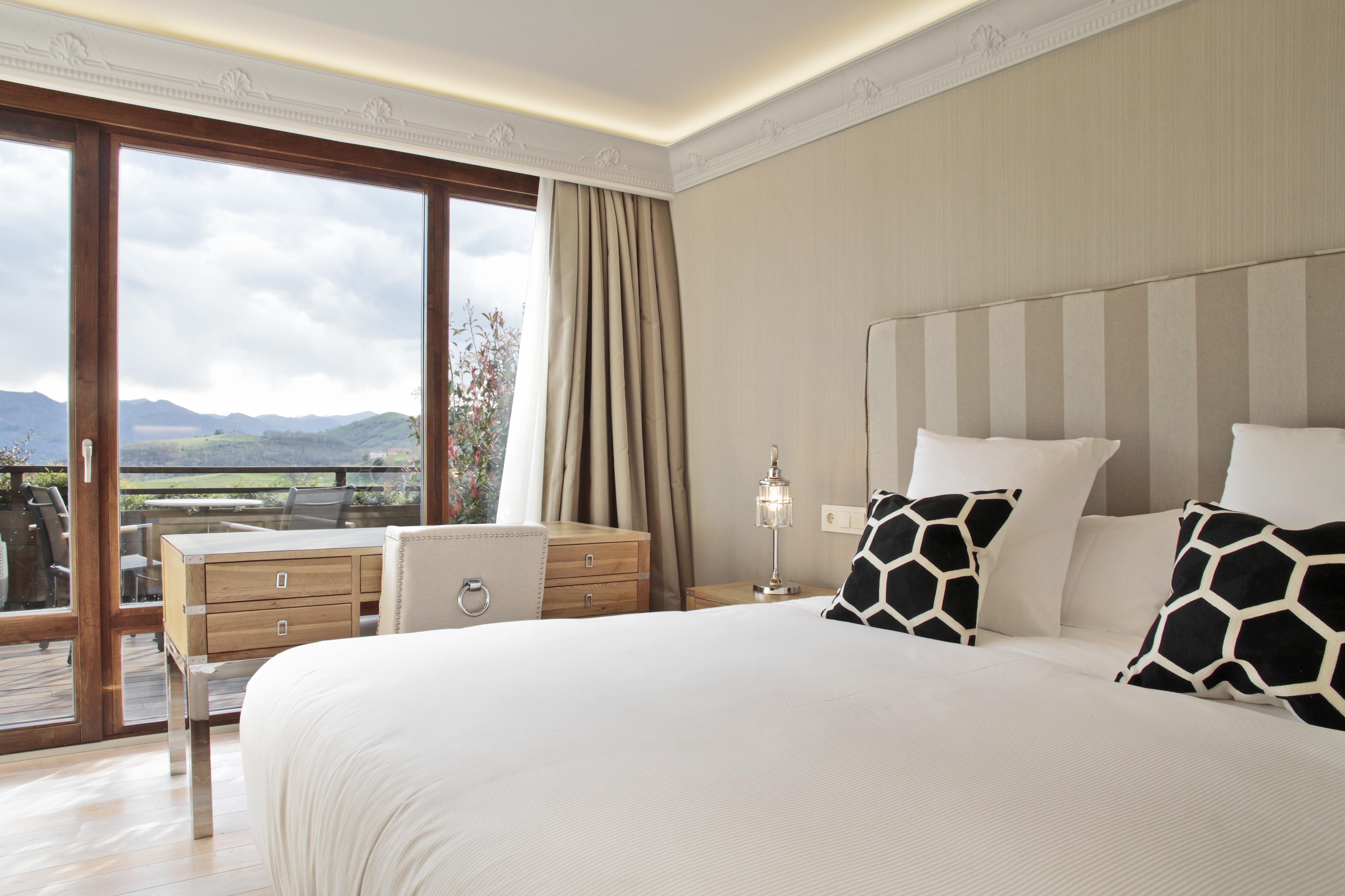Puebloastur Eco Resort Hotel & Spa Cofiño Exteriör bild